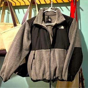 The north face boys Denali fleece jacket M